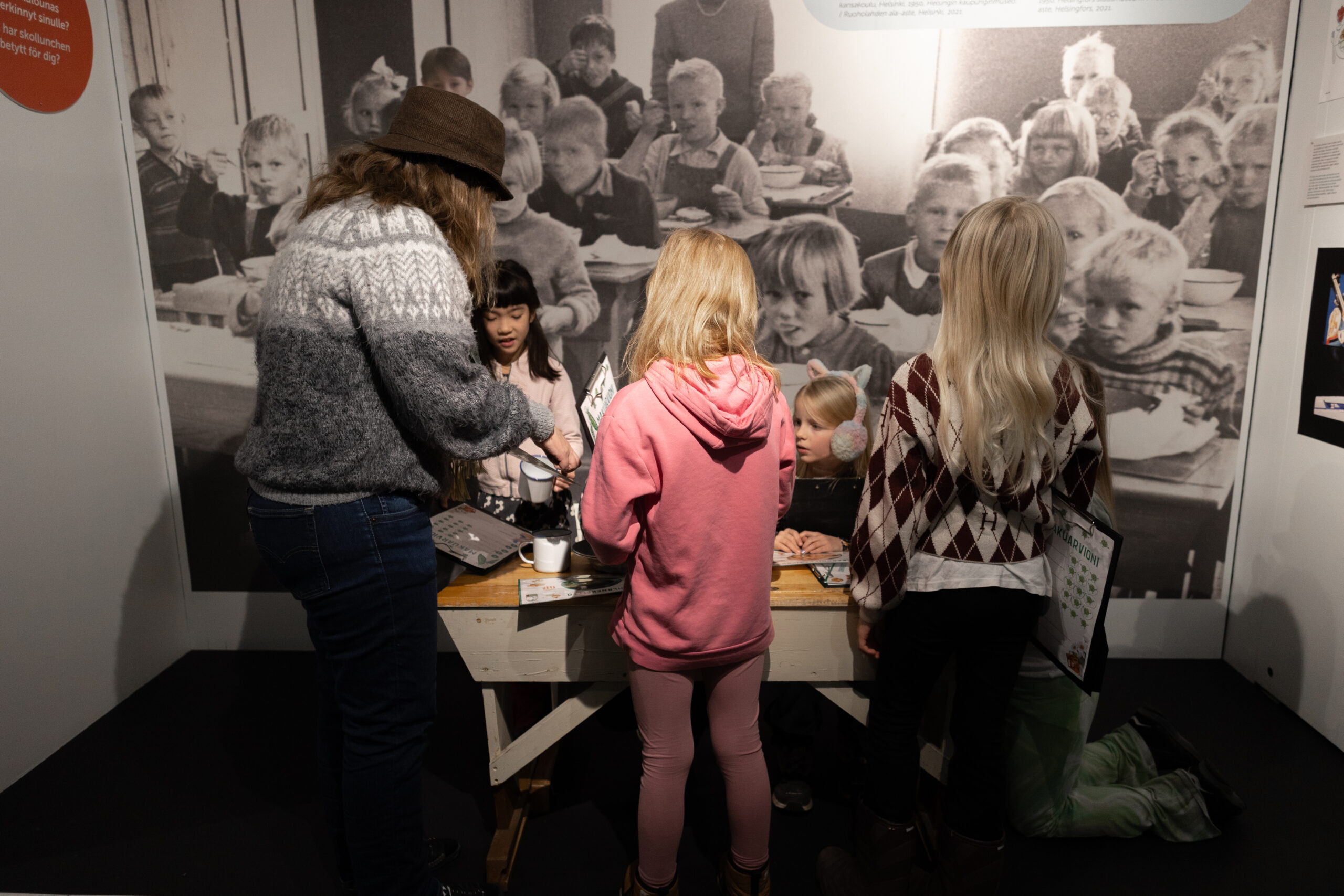 Lastenkulttuuria jokaiselle! -päivän opastukset